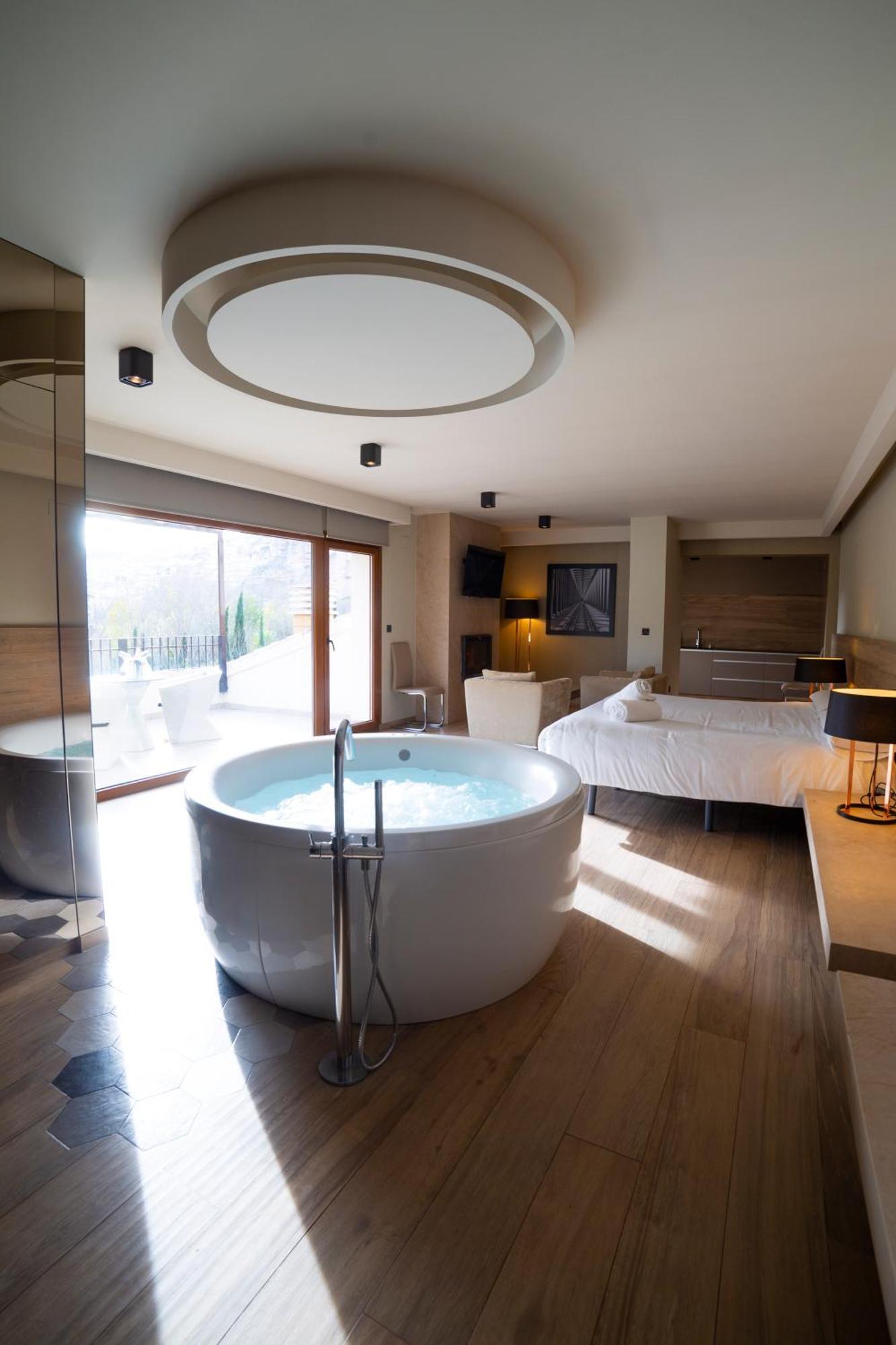 Suites Finca Los Olivos Alcala del Jucar Rum bild